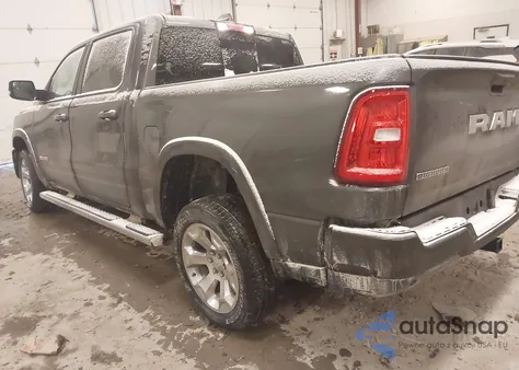 2025 Ram 1500 Big Horn 4X4 5'7 Box из США, поврежденный, VIN 1C6RRFFG3SN203840